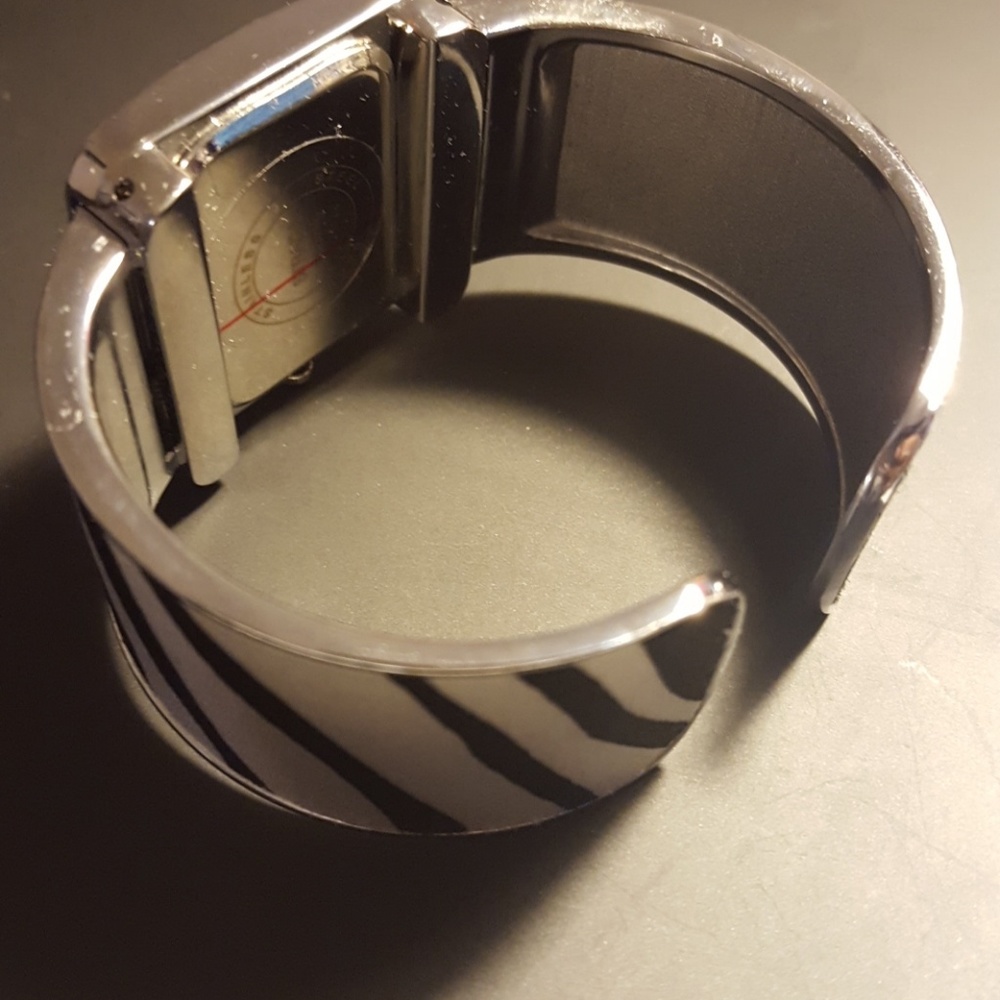 Zebra watch - Picture 2 of 3